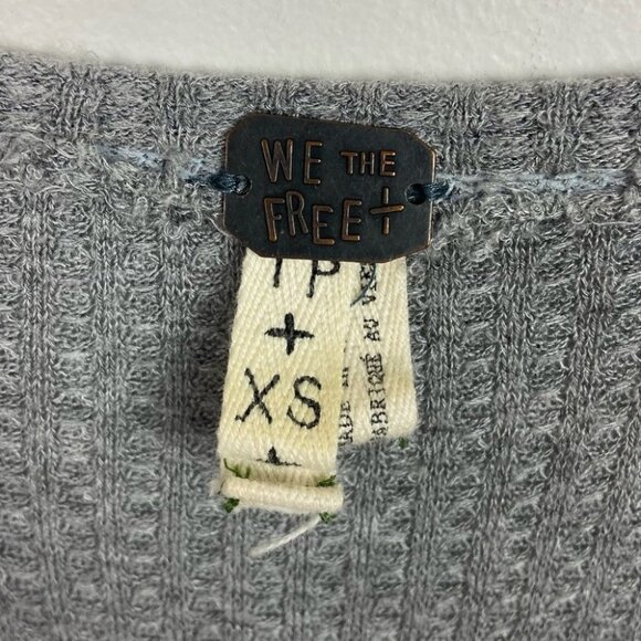 Free People Laguna Waffle Knit Thermal Grey Lightweight Size XS Bohemian Sweater - Picture 5 of 14